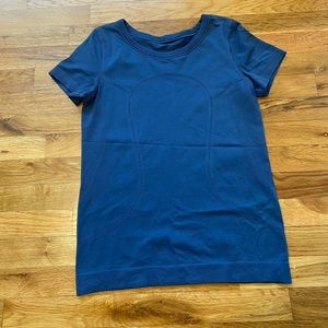 Lululemon swiftly relaxed top